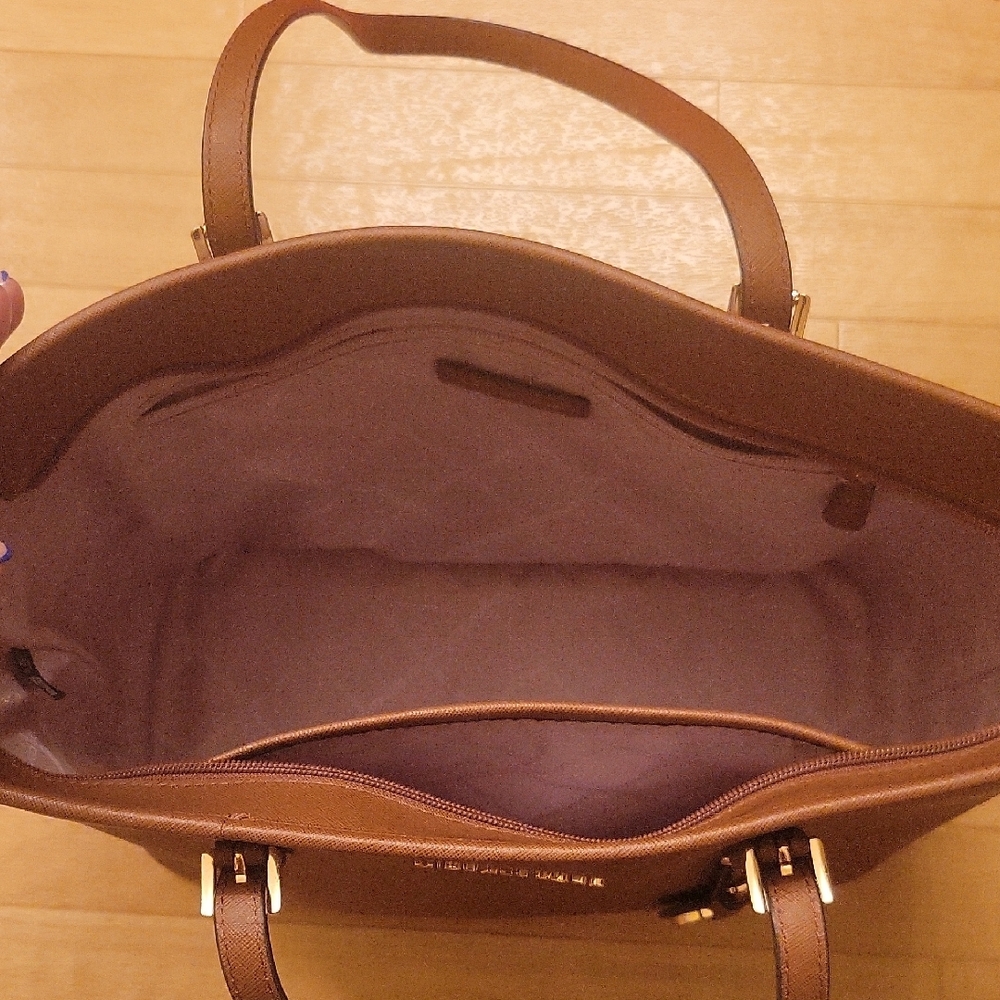 Michael Kors Brown Tote Bag - Picture 3 of 16